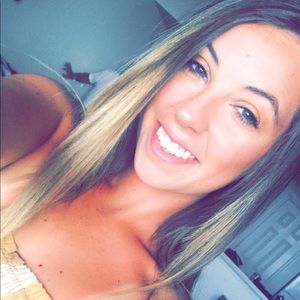 Meet your Posher, Renee